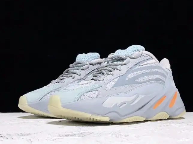 Boost V2 700 Adidas 'Inertia' FW2549 Yeezy 0605